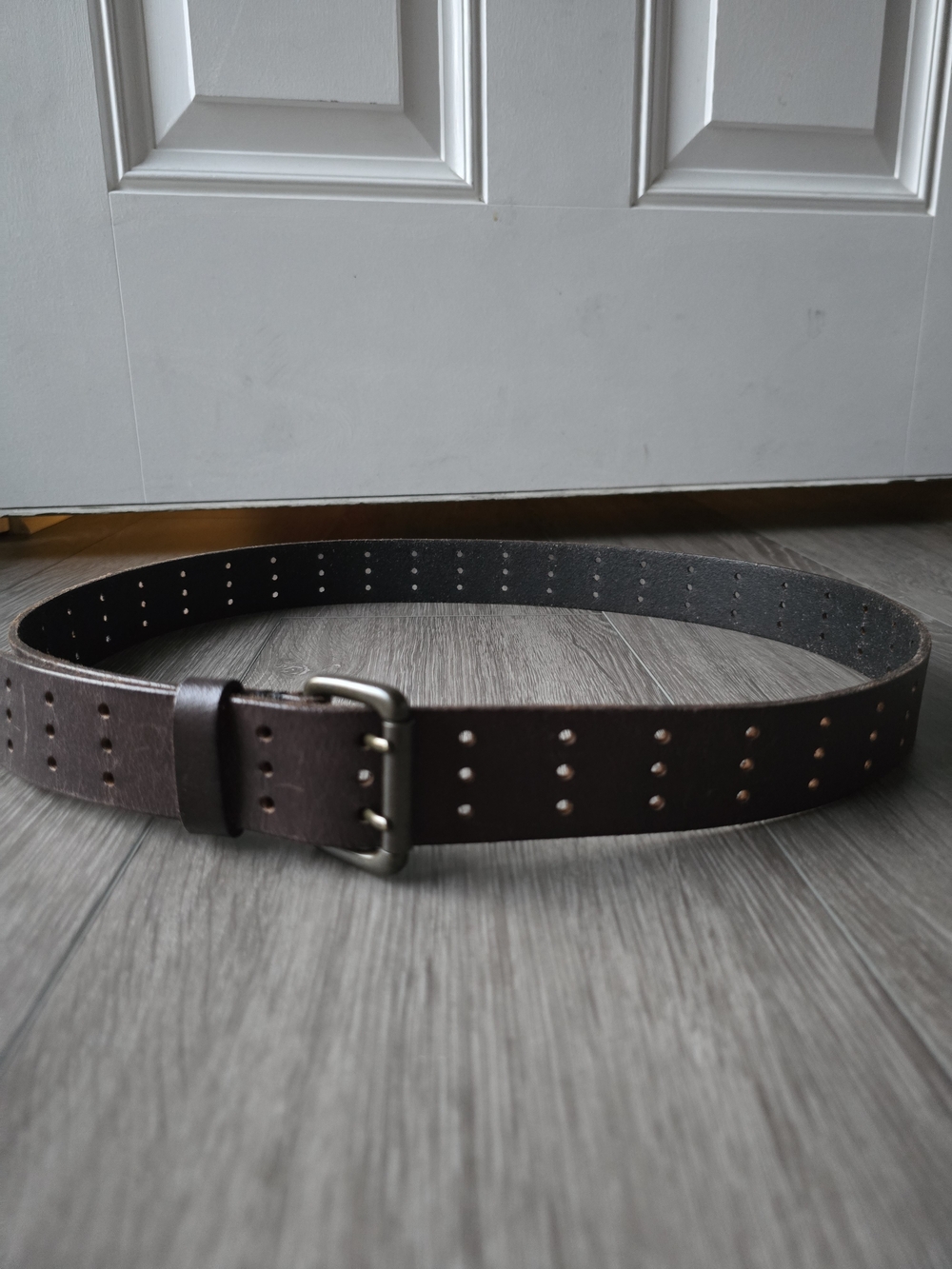 Lucky Brand Brown Leather Belt Mens 40 Double Prong Perforated Brass Buckle EUC